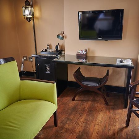 Royal Elephant Hotel & Conference Centre 켄투리온 외부 사진